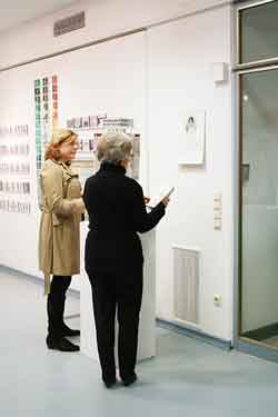 Ausstellungsbesucherinnen_Siegen